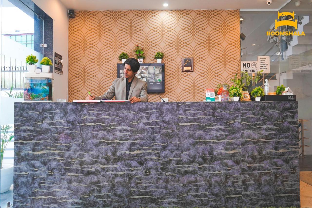 Hotel Ls 21 Badshahpur Eksteriør bilde